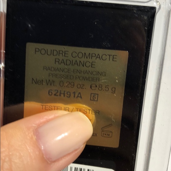 YVES SAINT LAURENT POWDER RADIANCE - Picture 4 of 4